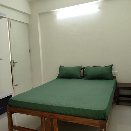 Hobiz Serviced Apartments Chalakuzhy Nr Medical College Trivandrum トリバンドラム エクステリア 写真
